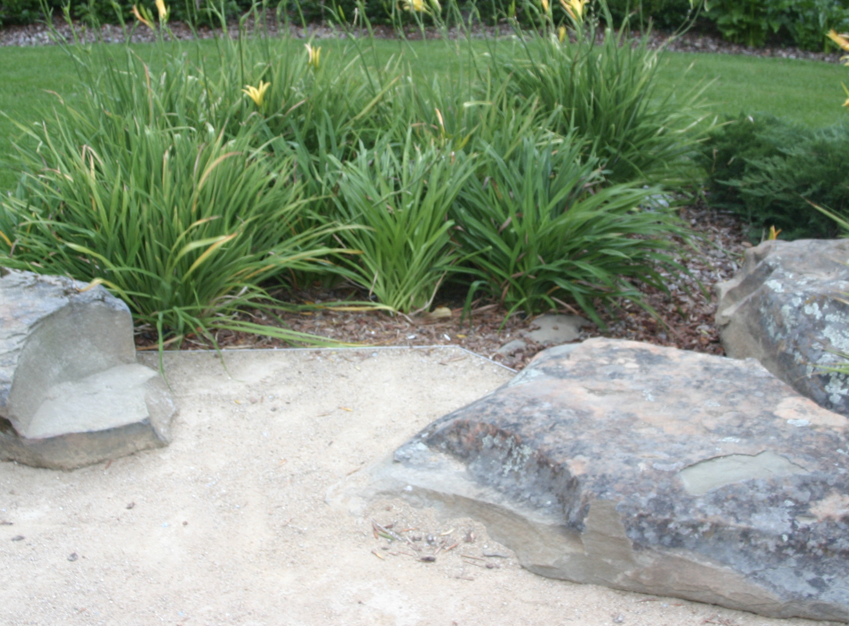 Commercial Grade Landscape Edging Rock Garden