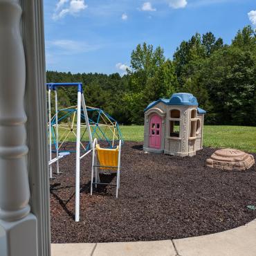 Brown Rubber Mulch Playground Surface Playground with brown rubber mulch surfacing
