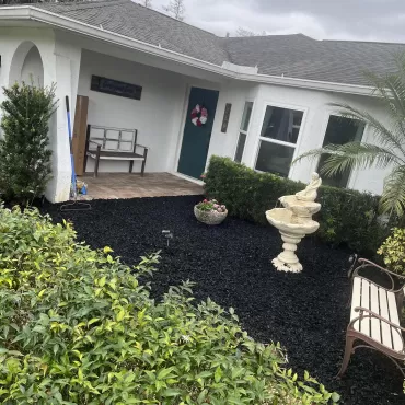 Black Landscape Rubber Mulch Whole Yard