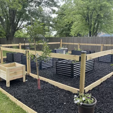 Raised Garden with Rubber Mulch Floor Covering