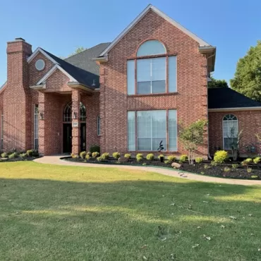 Front of House Rubber Mulch Landscaping Beds