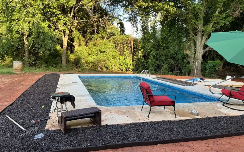 Pool with Rubber Mulch Edging