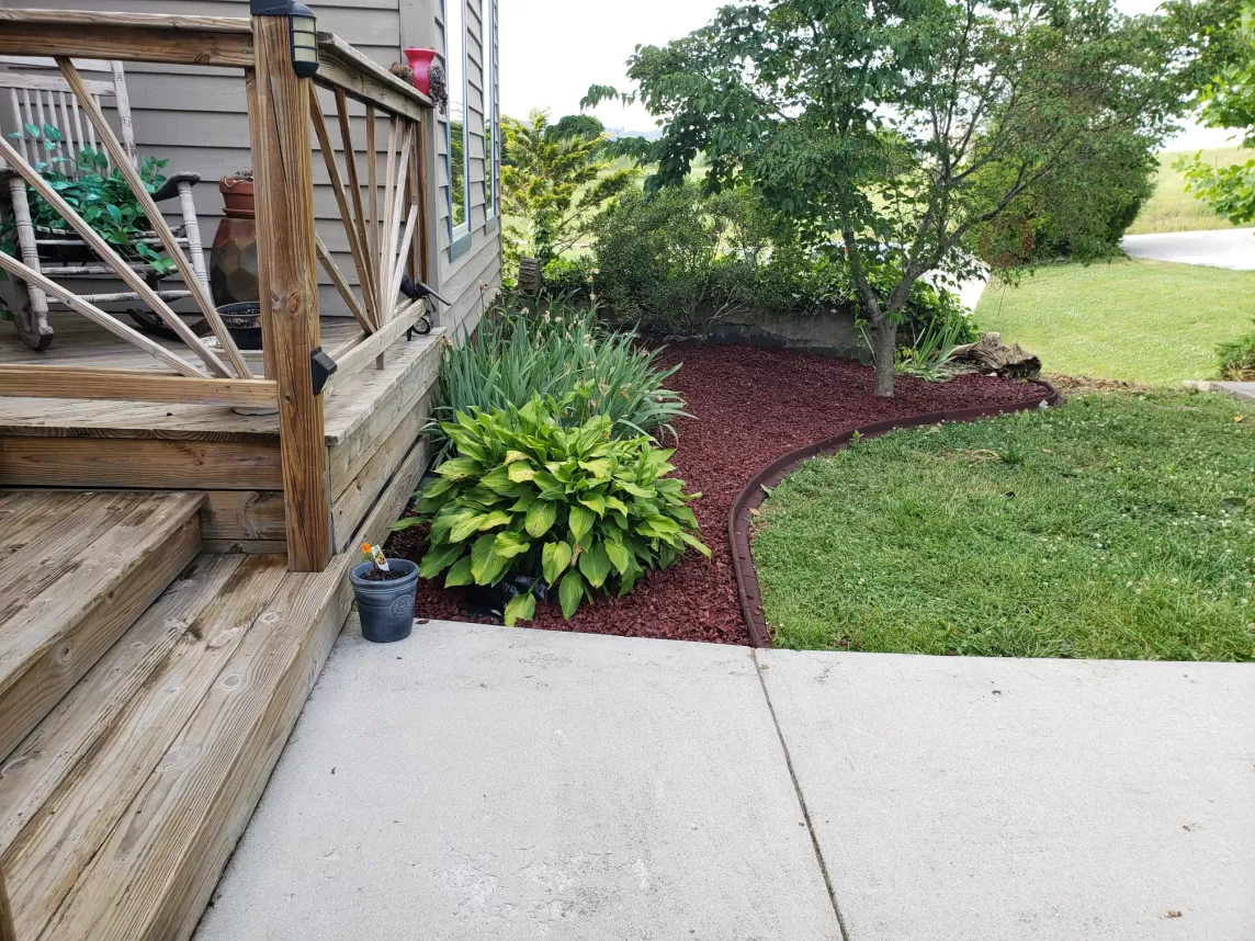 Red Rubber Mulch Garden Bed