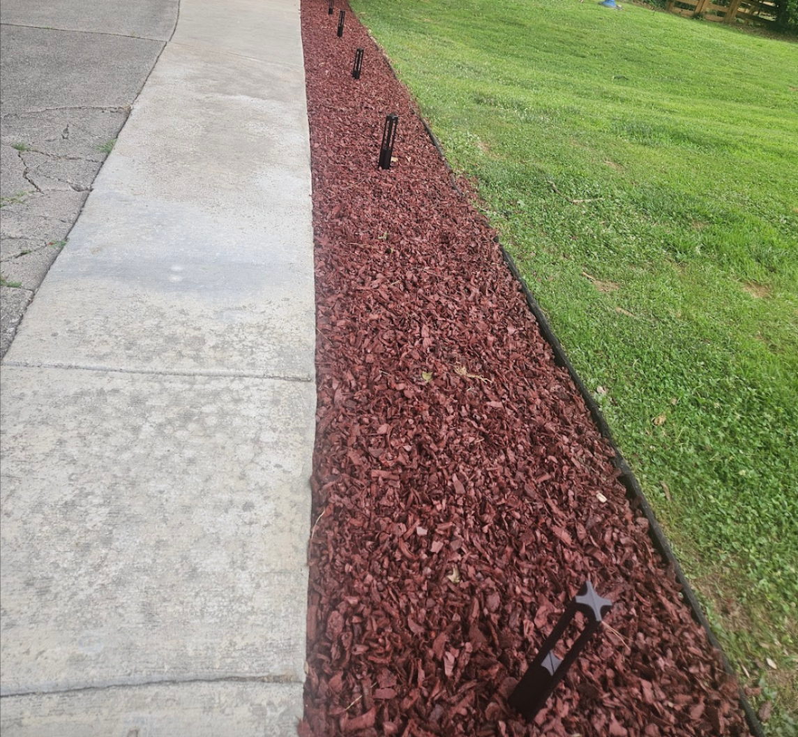 Driveway with Red Rubber Mulch Border Driveway with Red Rubber Mulch Border