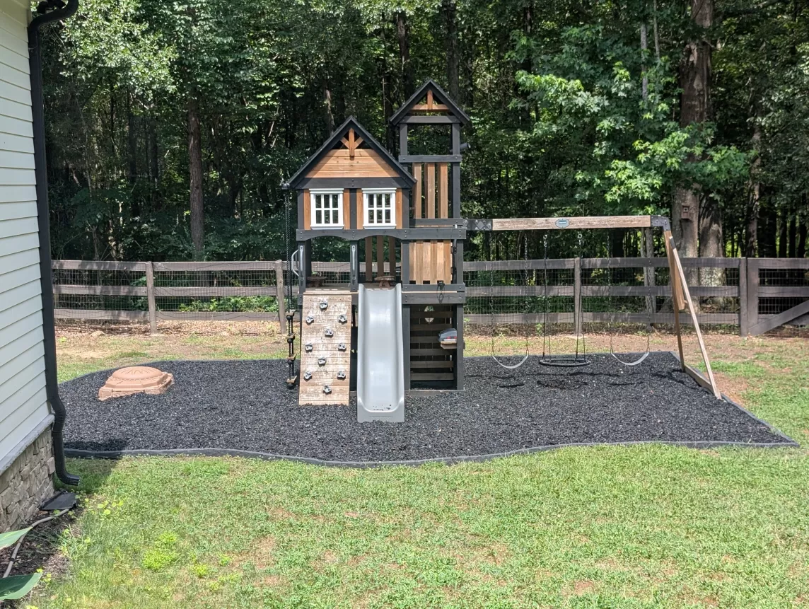 Black Rubber Mulch Playground