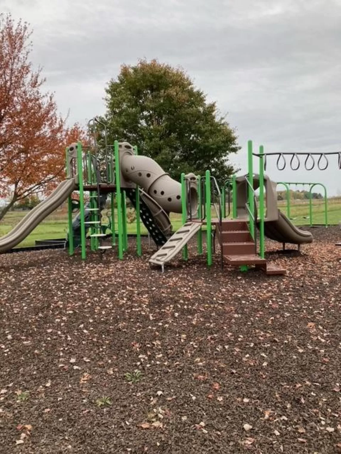 Brown Rubber Mulch Church Playground